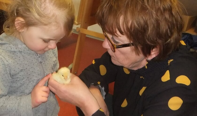 Juffrouw Melanie Heezen neemt na 25 jaar afscheid. Foto: PR