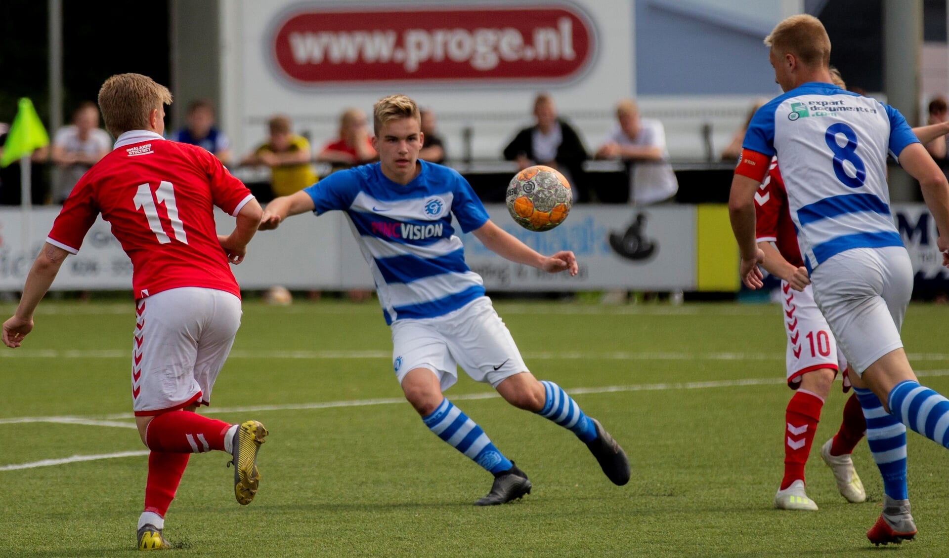 Férran Mombarg doorliep al vanaf zijn tiende jaar diverse jeugdelftallen van BVO De Graafschap. Foto: Marco Brunekreeft.