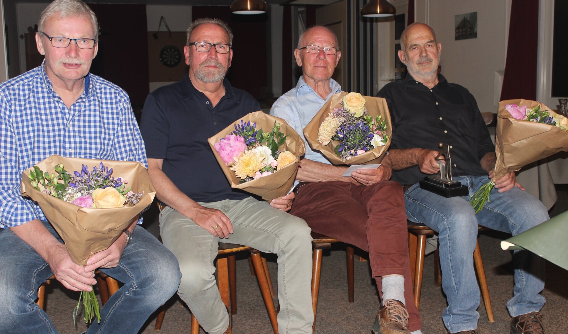De vier finalisten van het biljarttoernooi in Lichtenvoorde. V.l.n.r.; Johan Rouwenhorst, Theo Kasteel, Harrie Waalders en Frits Gierveld. Foto: PR 