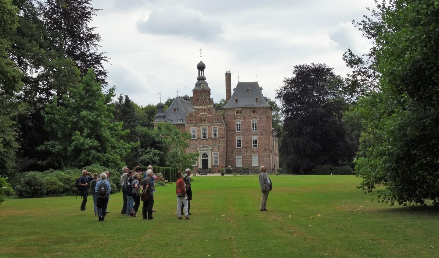 De leden bezochten de tuinen van kasteel Keppel. Foto: Gerlinde Bulten
