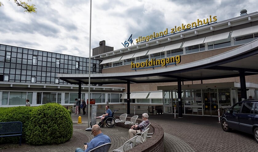 Het Slingeland Ziekenhuis. Foto: Bram Wassink