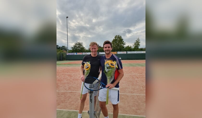 Finalisten Heren Enkel 3 rechts winnaar Bas van der Linden en links Kevin Brinke. Foto: Christiaan Brinkhorst