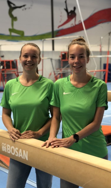 De coaches van de Turnacademie Achterhoek, Babet en Willemijn. Foto: PR