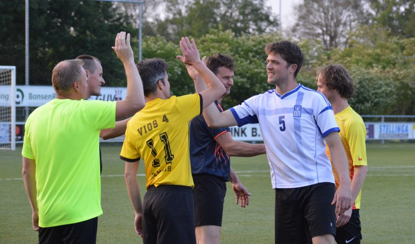 Lekker recreatief voetballen kan ook bij Vios B. Foto: PR