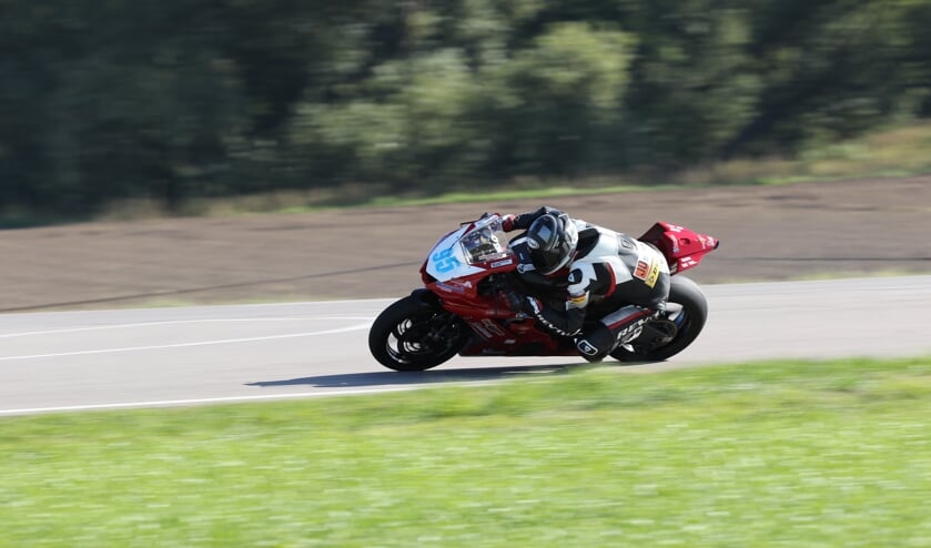 Jorn Hamberg IRRC Supersport coureur. Foto: Richard Kolsters