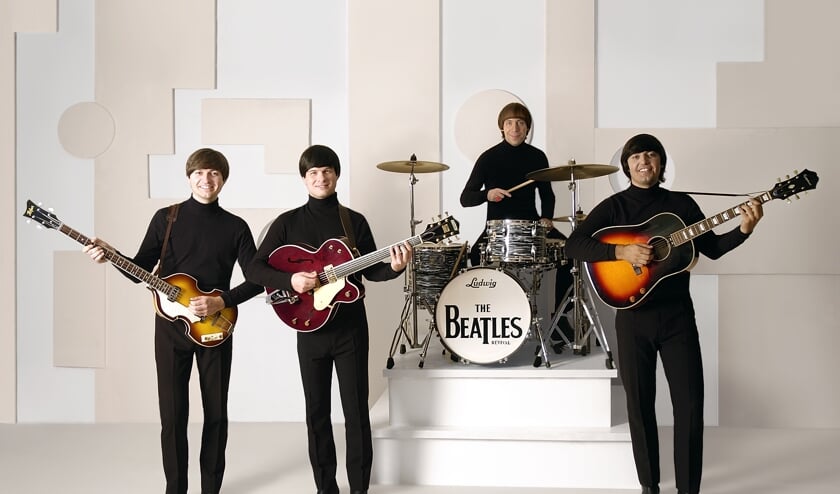 The Beatles Revival speelt in het openlucht theater. Foto: PR