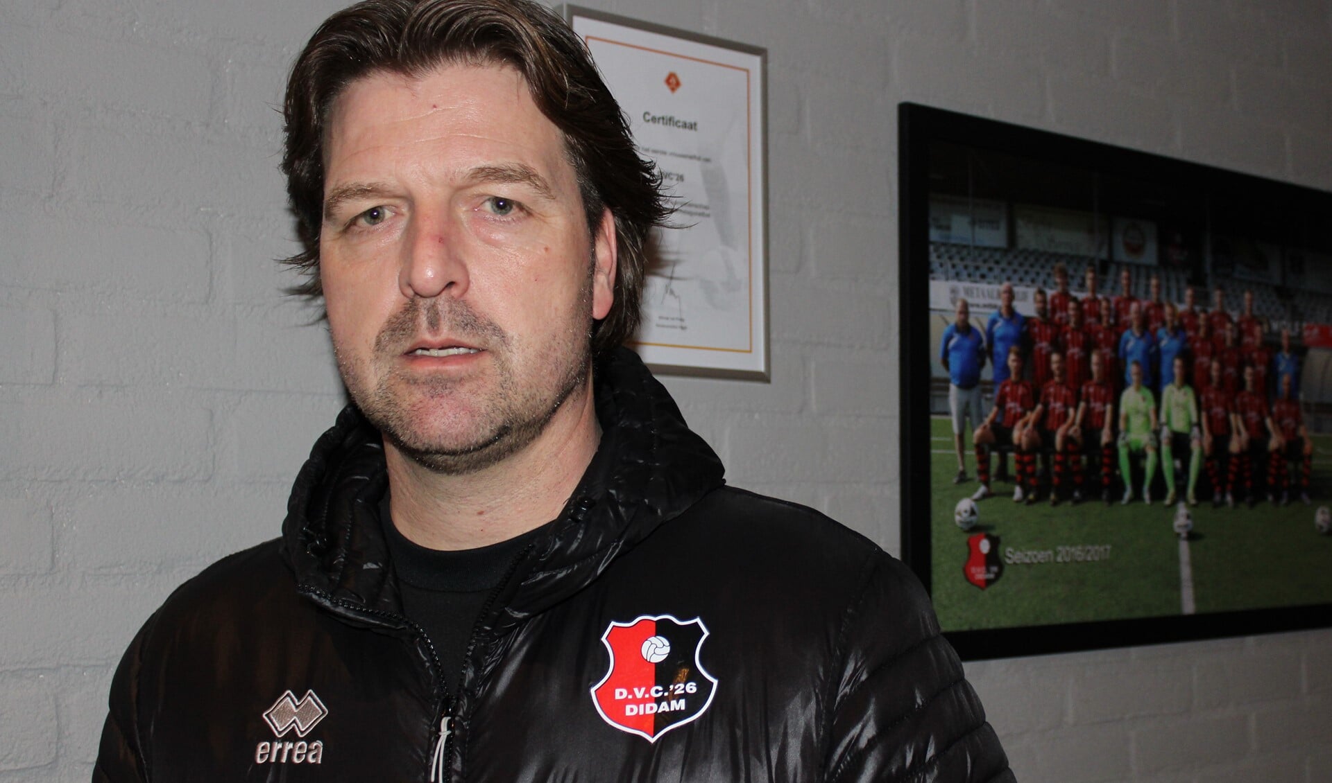 Edwin Hoogerdijk, hoofdtrainer van DVC`26.Foto: John van der Kamp