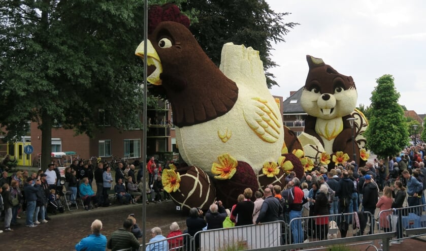 De winnaar van het Bloemencorso 2019 in Lichtenvoorde. Foto: Theo Huijskes