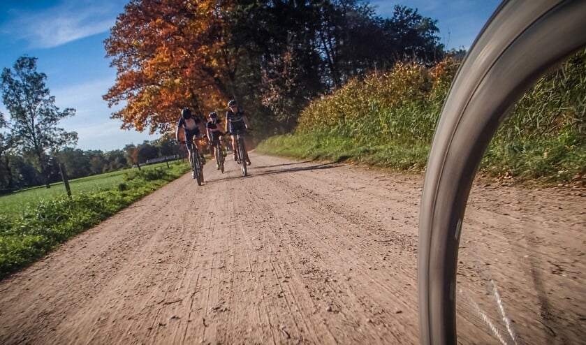 De Gravel Ride trekt deelnemers van formaat. Foto: PR