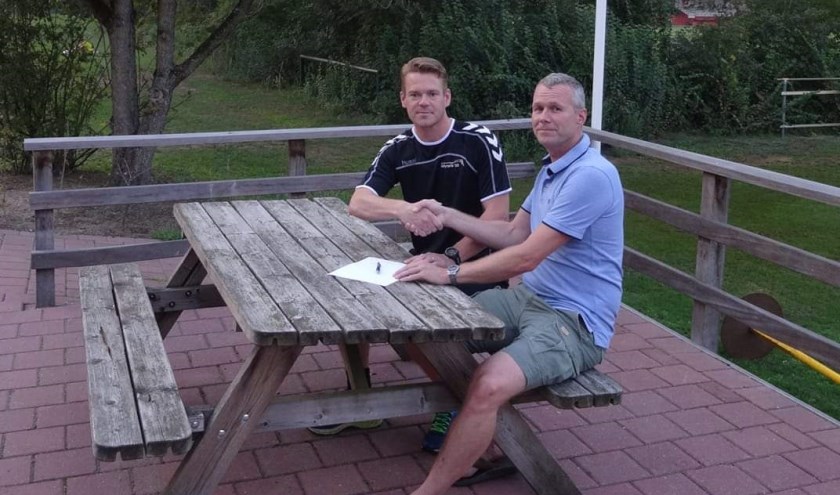 Ard Timmerije (links) wordt hoofdtrainer bij kv Olympia '22. Foto: PR