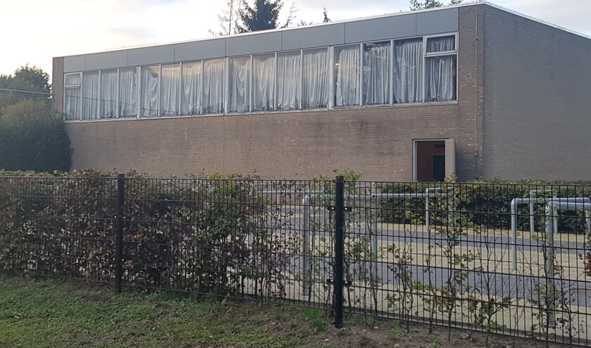 <p>De oude gymzaal van Marianum is dringend aan vervanging toe.</p>