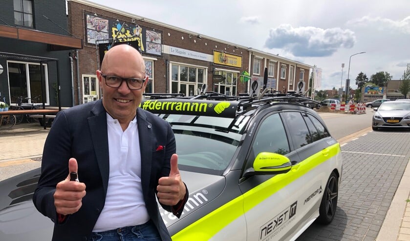 Oud-wielrenner en entertainer Gert Jakobs komt naar het Doetinchemse wielercafé. Foto: PR
