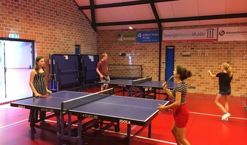 Tafeltennis is een spel voor jong en oud. Foto: Barbara Pavinati/archief Achterhoek Nieuws