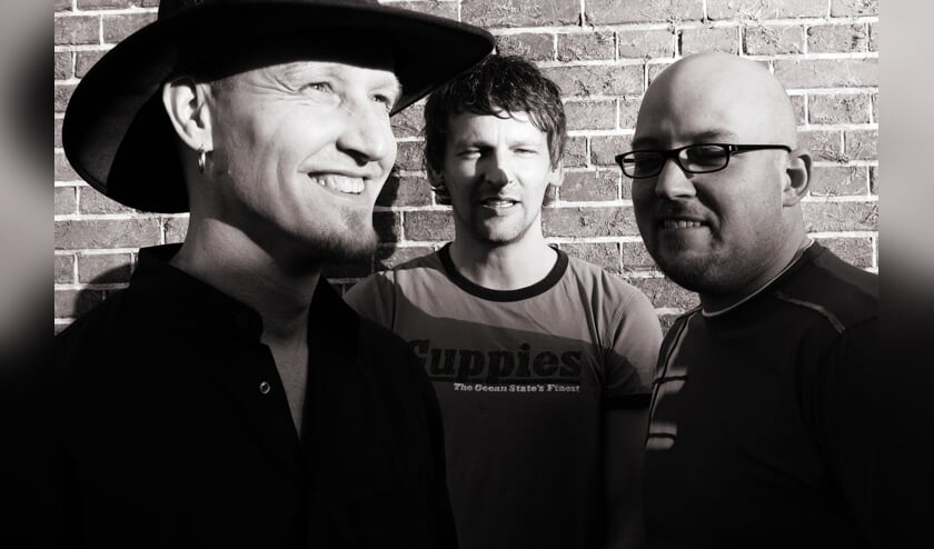 Buddy X treedt op bij de Grolse Jazz Club.