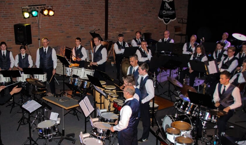 Fanfare & slagwerkgroep Antonius tijdens voorjaarsconcert 2017. Foto: Suzanne Spexgoor
