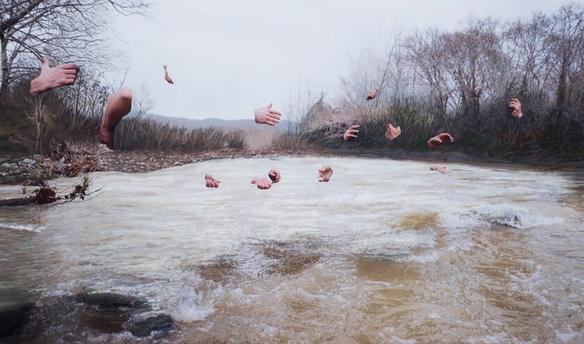 Werk van kunstenaar Celine van den Boorn: Near the European Border #9, 2016, acryl op foto Foto: PR