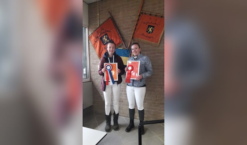 De nichtjes Brinkman, Kirsten (l.) en Carine. Foto: Annalies Harenberg
