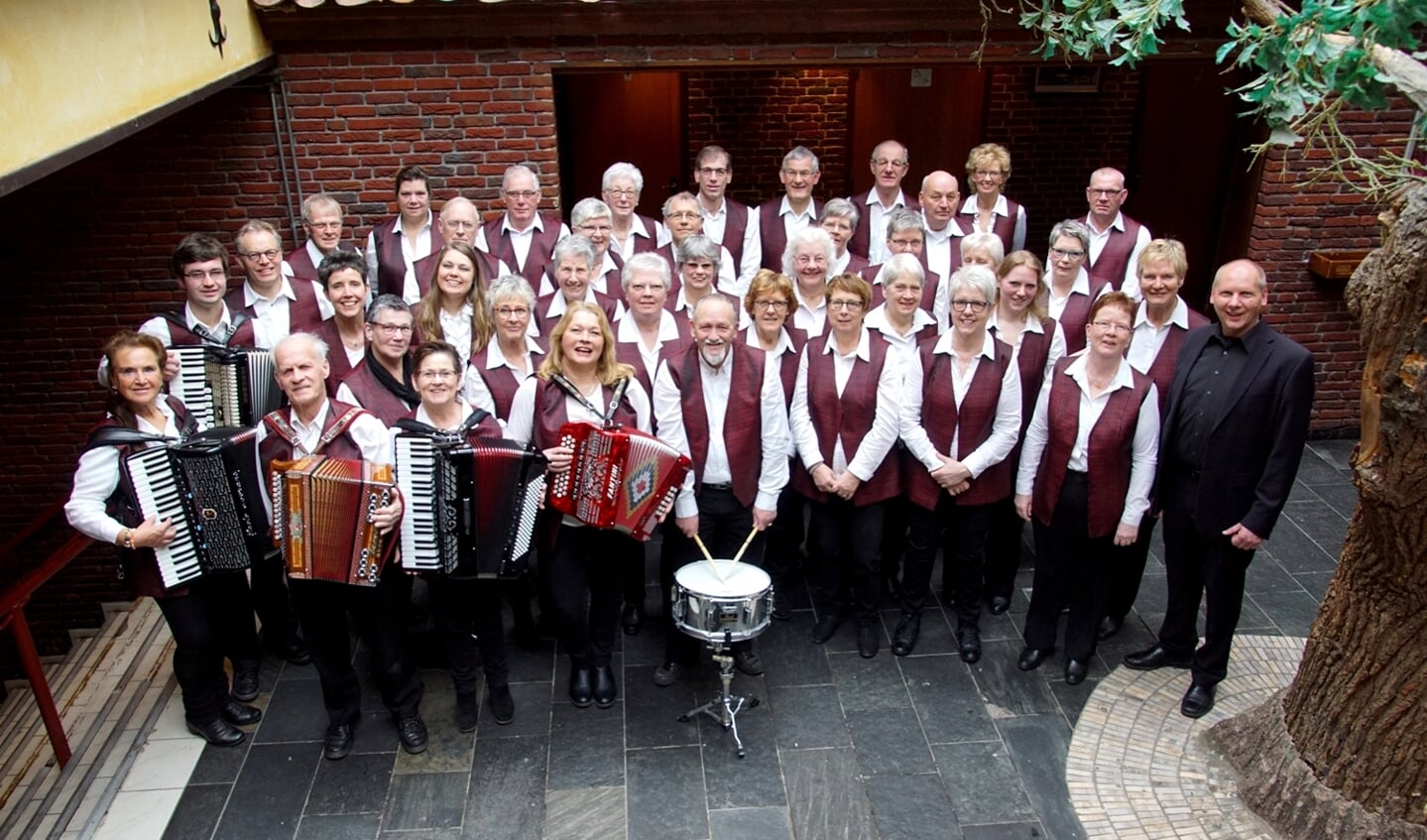 De Varsseveldse Akkordeon Vereniging is opgericht in 1960 en bestaat momenteel uit ongeveer vijftig leden. Foto: PR. 