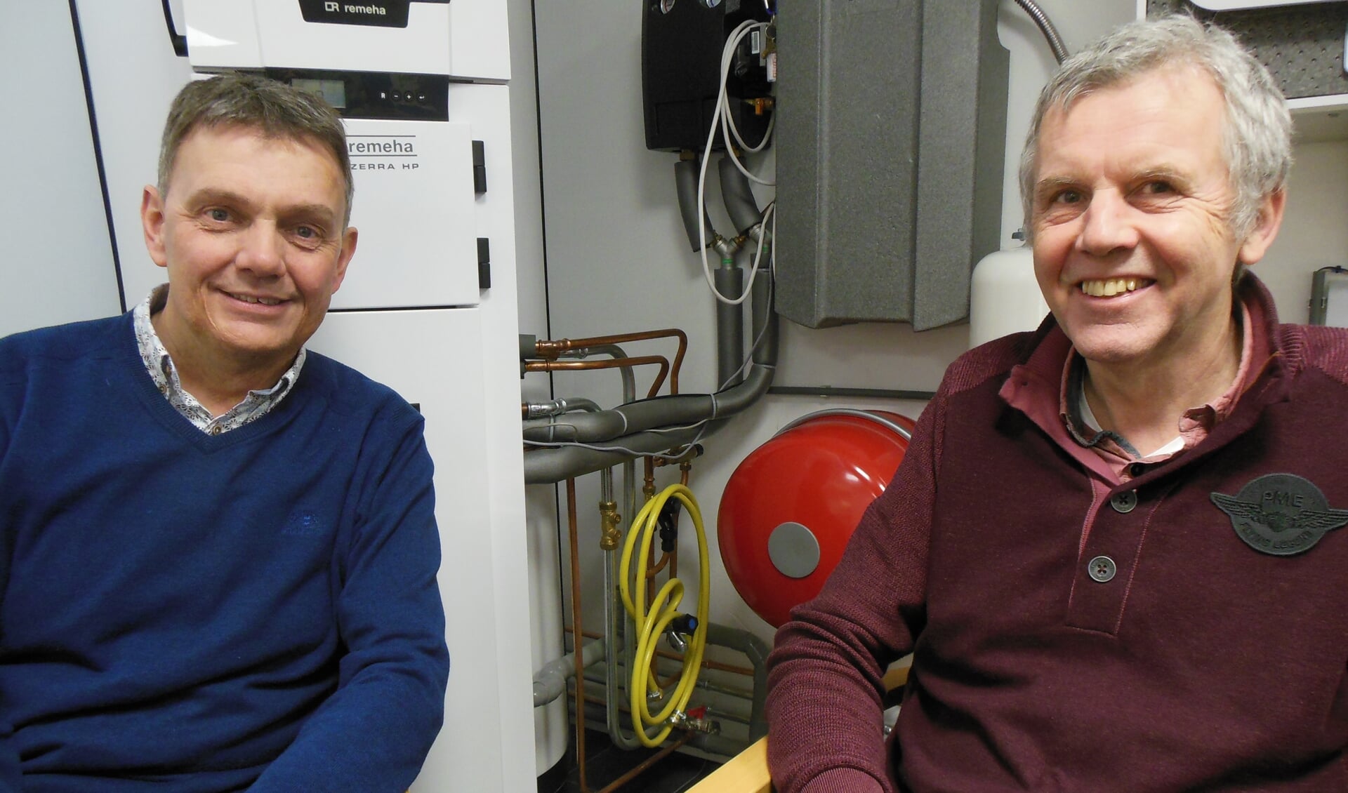 Paul Bombeld (links) en Jan Fikken zien de toekomst van waterstof rooskleurig in: “Deze brandstof is niet gevaarlijker dan aardgas. Wel schoner.” Foto: Eric Klop