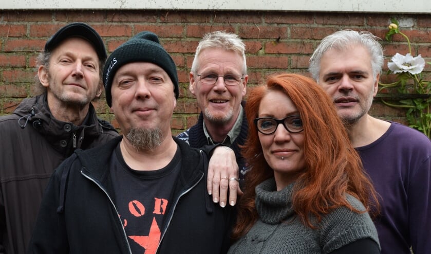 De Noord-Hollandse folkband Mind the Midgie. Foto: PR