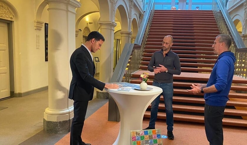 Bert en Alain bij premier Mark Rutte. Foto: Algemene Zaken
