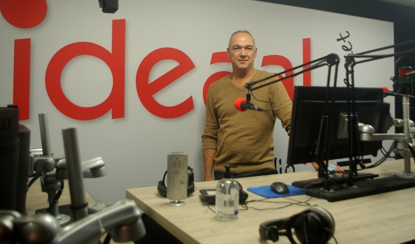 <p>Rene Regelink heeft zin om komend weekend Raad waar die Staat te gaan spelen. Foto: Mirjam Rensink</p>