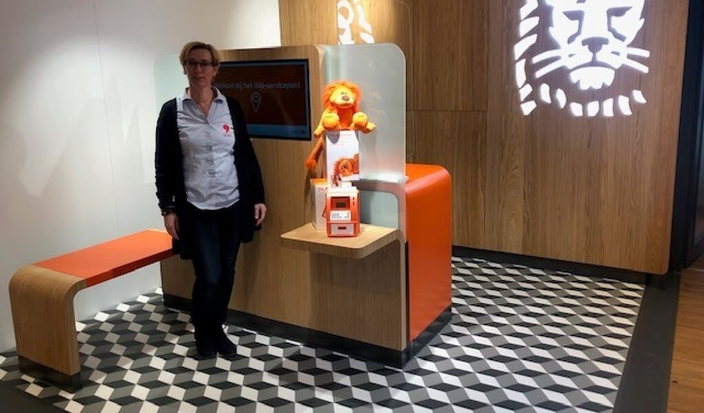 Vernieuwd INGservicepunt geopend in Vorden Contactmidden.nl Vernieuwd INGservicepunt geopend in Vorden Contactmidden.nl