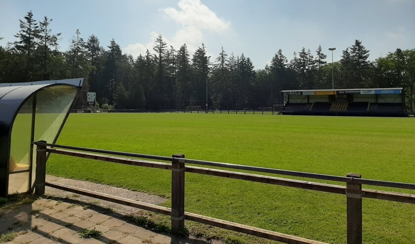 <p>Het is momenteel in het weekeinde leeg op sportpark 't Grote Veld van VV Vorden nu er geen wedstrijden worden gespeeld. Foto: VV Vorden </p>