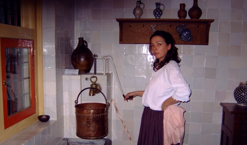 <p>Hermi Hartjes speelt Hendrickje, Rembrands lief. Foto: PR</p>