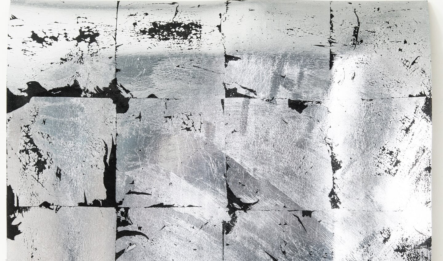Sibyl Heijnen, zonder titel, materiaal rubber en aluminium, formaat 54x54cm. Foto: Rob ten Tusscher