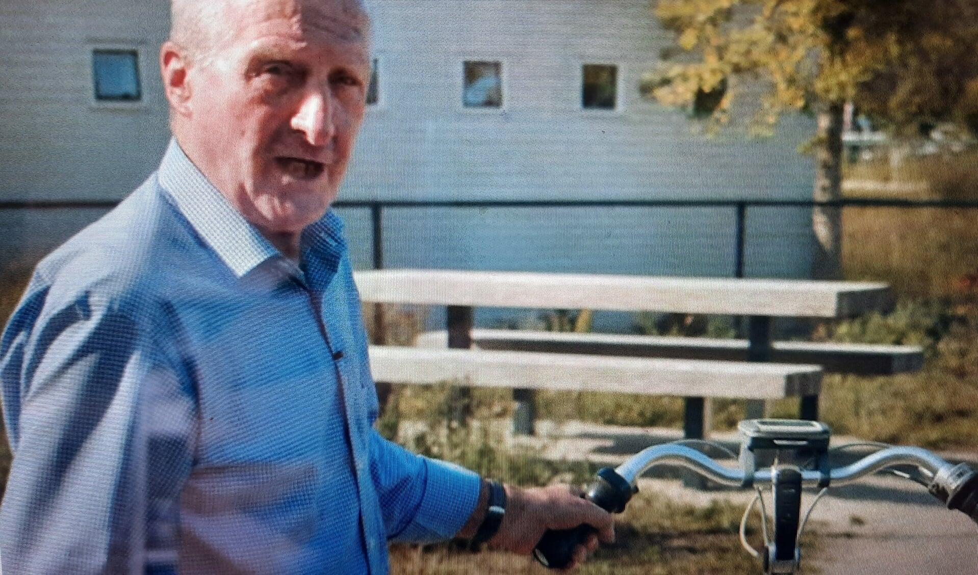 Still uit de videofilm waarin de 80-jarige Hendrik Everink vertelt hoe het terrein er vroeger uit zag. PR