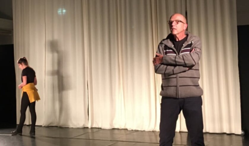 <p>Met mijn vader in bed - Dorst Theater. Foto: Sylvia Heijnen</p>