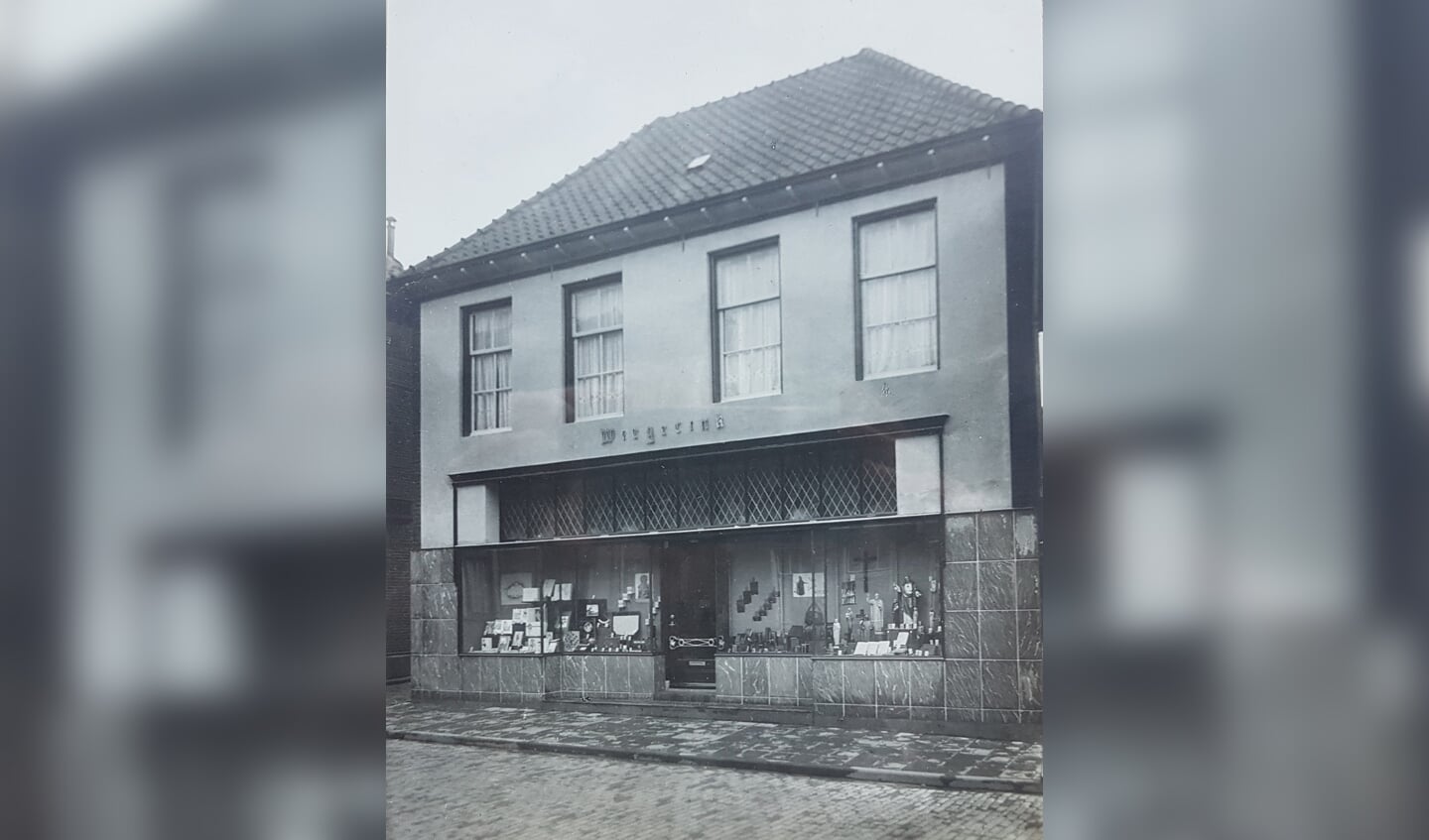 Wiegerink (rond het midden van de 20ste eeuw) op de locatie waar de winkel tot 1992 zou blijven. Foto: eigen collectie