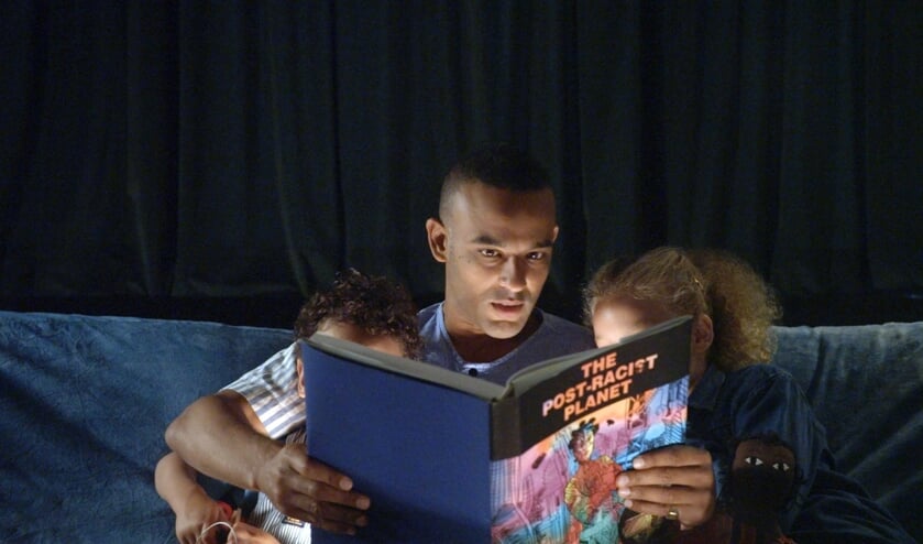 <p>Familie Ikenna Azuike. Foto: VPRO</p>