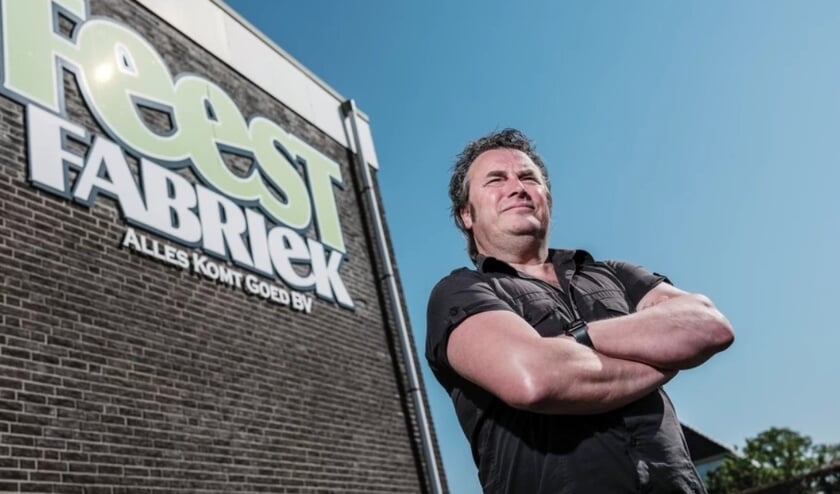 <p>Ronnie Degen bij Feestfabriek Alles Komt Goed B.V. Foto's: PR Zwarte Cross</p>