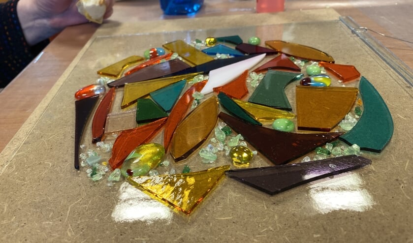Kleurrijke kunstwerken zijn er te maken met glasfusie. Foto: PR