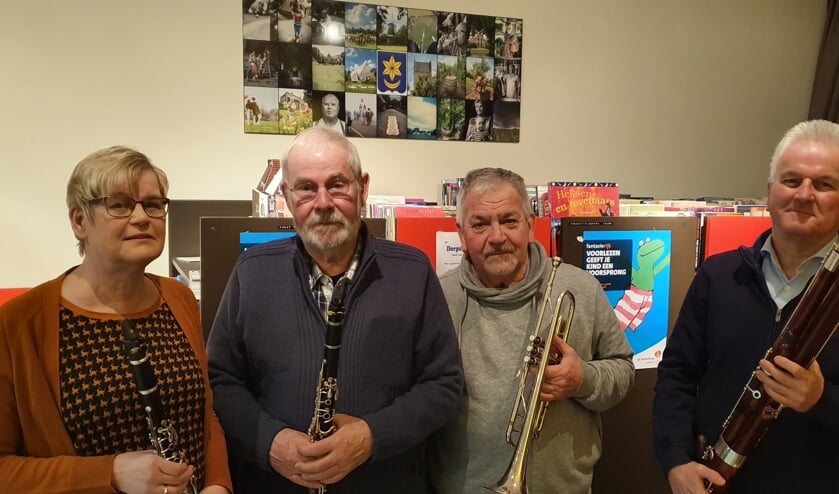 De vier jubilarissen van Amicitia (vlnr) Tonny Beerten, Reinier Timmerije, Gerrit Rensink en Wim Bisperink. Foto: Rob Weeber