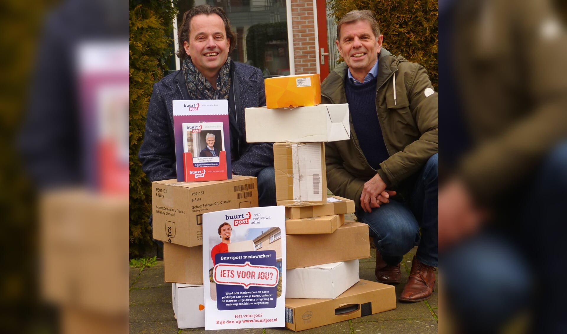 Initiatiefnemers Jeroen Pijnenburg en Lex Hemelaar van Buurtpost Zutphen. Foto: PR
