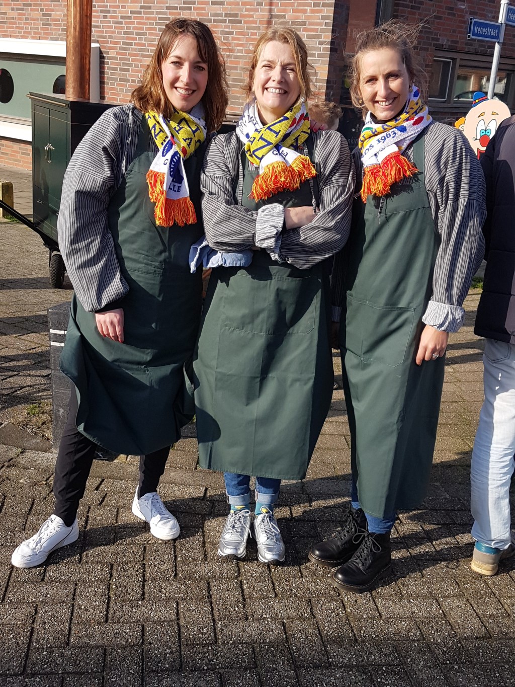 De drie huidige vrouwelijke CCG'ers: vlnr. Marlon te Veluwe, Anne Nales en Pien Konings. Foto: Mark Ebbers