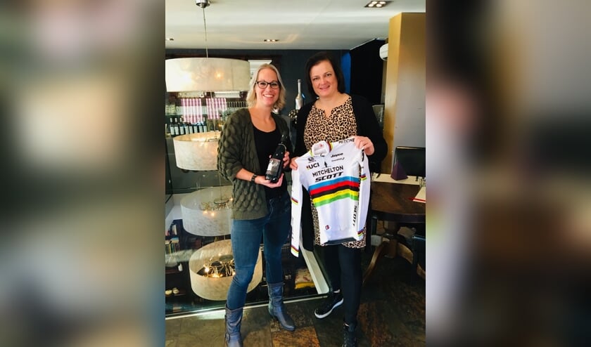 Marielle Klein Brinke (l.) en Wendie Kniewallner-Vrieler. Foto: PR