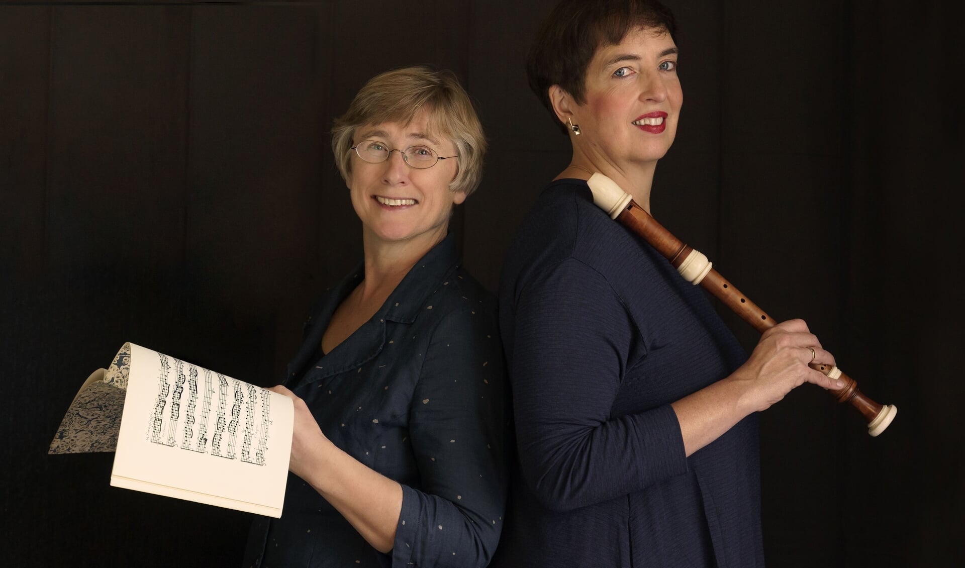 Duo Pasabien bestaat uit Pauline Schenck en Sabine d'Hont (rechts).