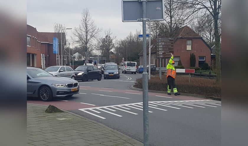 De kosten voor de verkeersregelaars bedragen 556 euro per week.