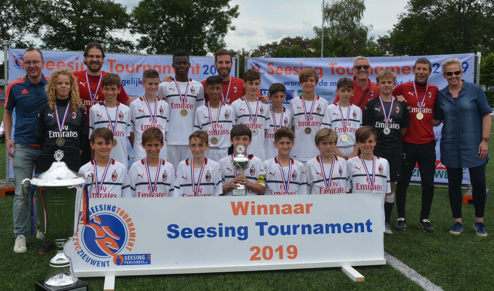Het winnende team van het Seesing Tournament 2019: AC Milan U12. Foto: PR Seesing Tournament/archief Achterhoek Nieuws