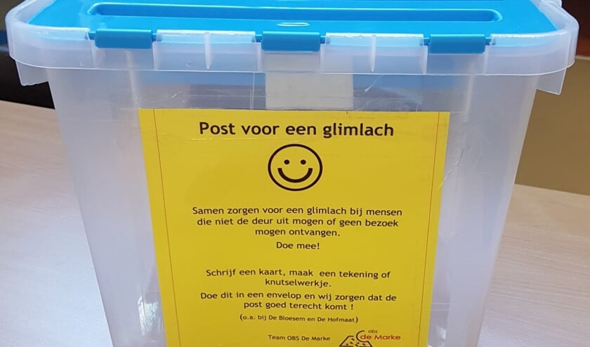 De bak met kaarten en brieven. Foto: PR