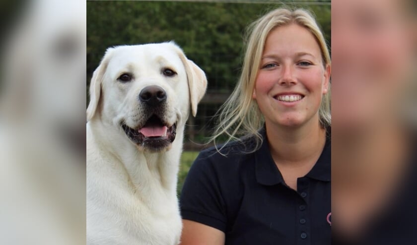 Henrieke Bleumink verzorgt online puppytrainingen. Foto: PR