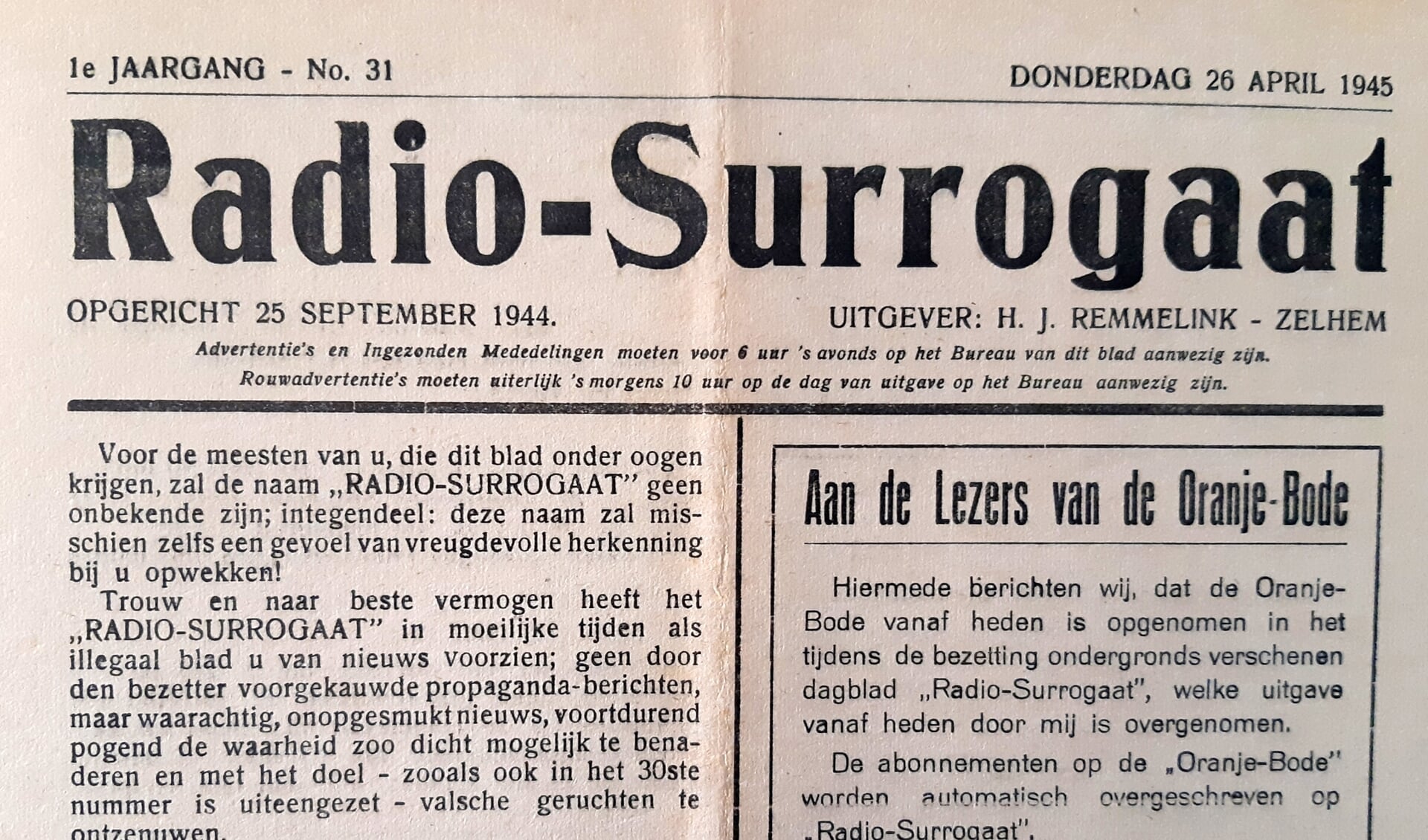 Krantenknipsel van het nieuwsblaadje 'Radio-Surrogaat', gemaakt door Tjalling Sixma van Heemstra. Foto: Archief Willy Hermans