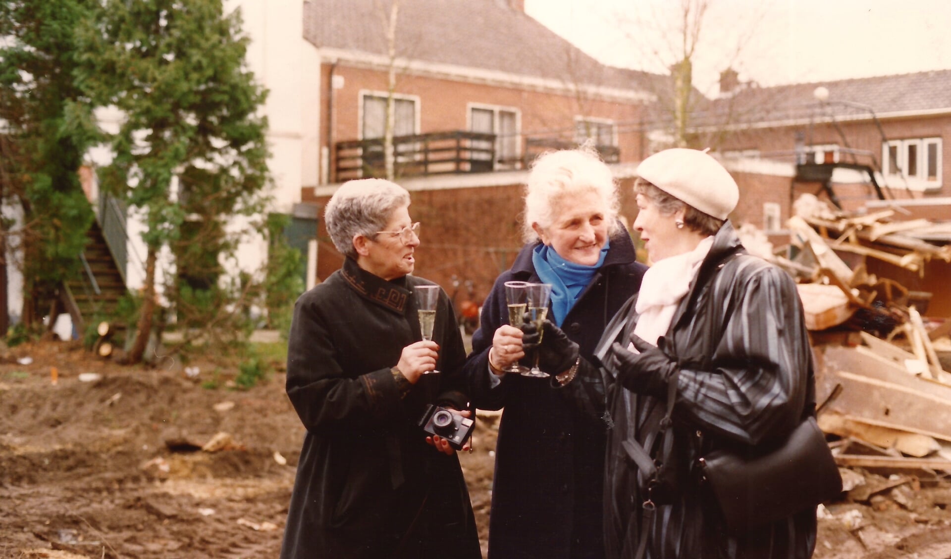 Betty Löwenhardt, Miene Wolsink en Door Dickmann. Foto: Archief Willy Hermans