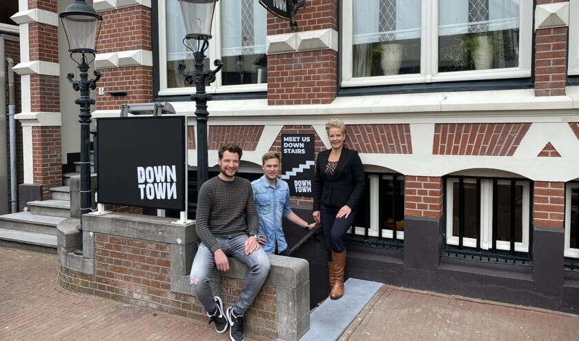 Ramón Heijnst, Wout Gerritsen en Ilse Schutte bij de nieuwe zaak Down Town. Foto: PR