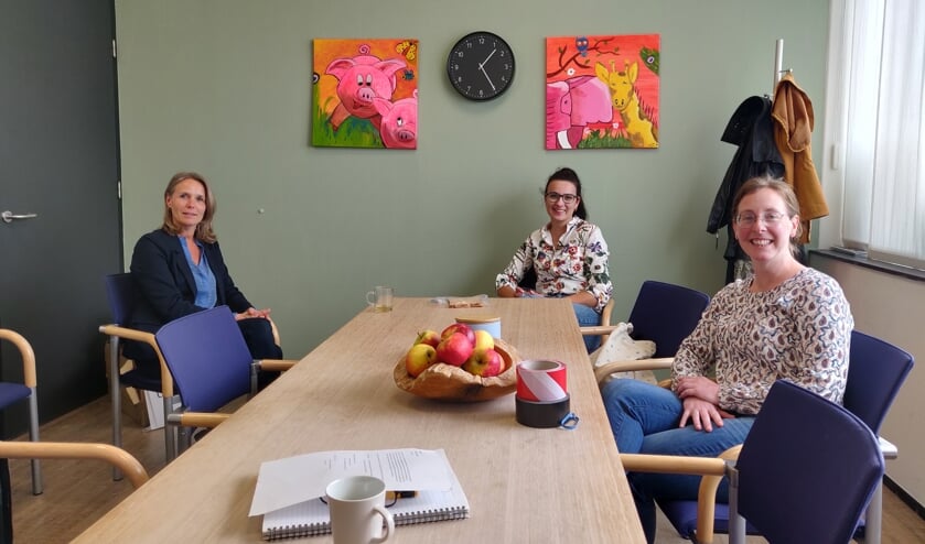 Simone Poels, Nienke Lammersen en Gerdien Venderink. Foto: Rob Stevens