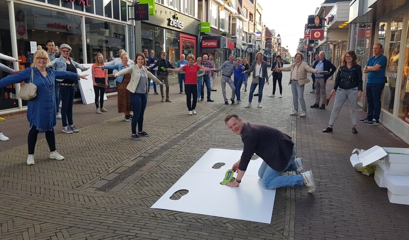 De winkeliers gaan voetstappen leggen, op 1,5 meter van elkaar. Foto: Han van de Laar